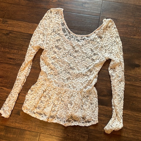 Lily rose size m peplum top - Picture 7 of 7